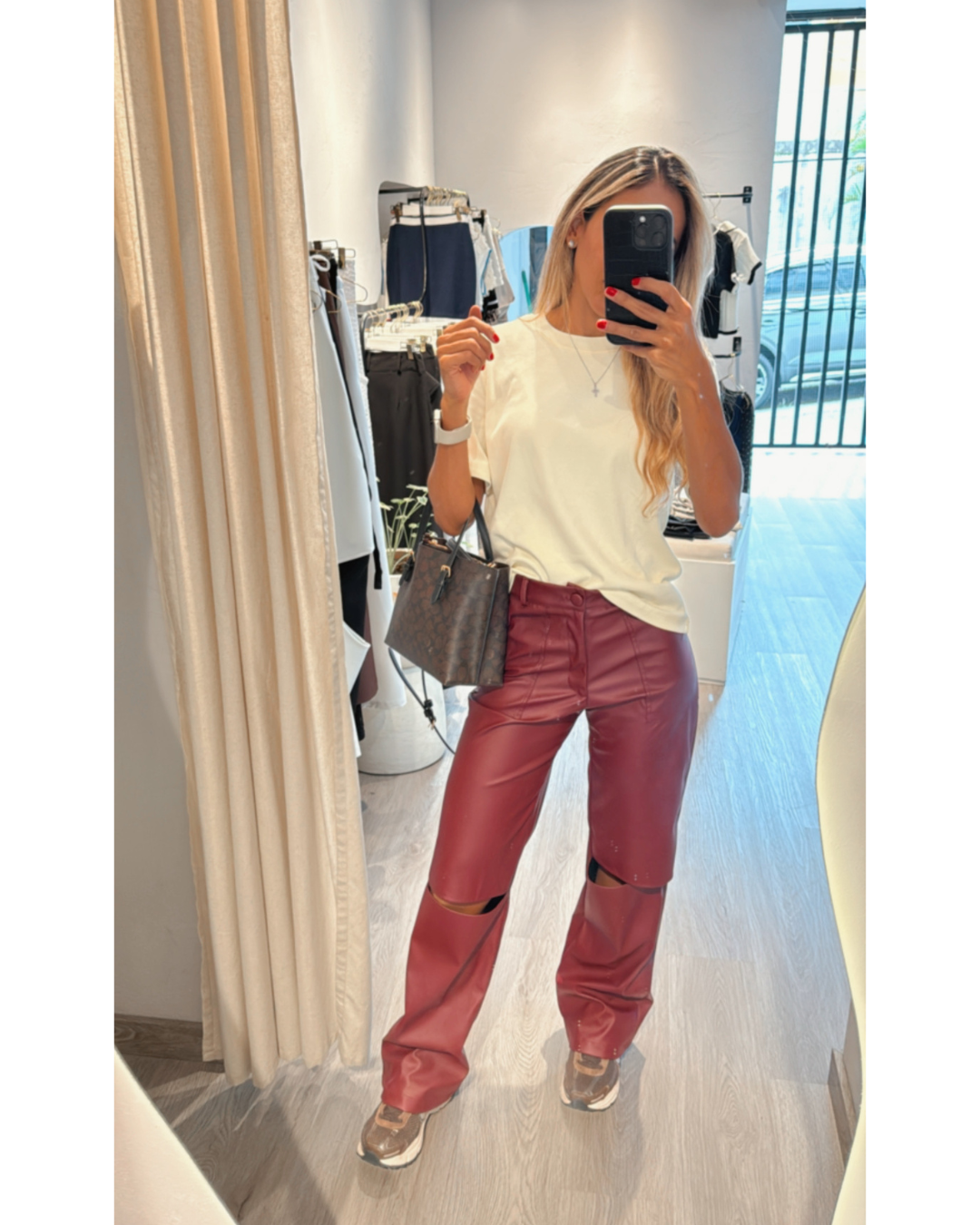 PANT CUERINA ABERTURA